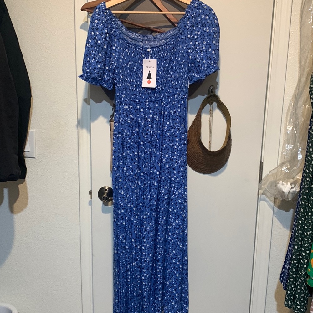 Amazon zesica midi dress. NWT